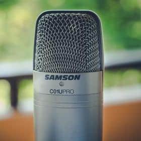 picture of microphone